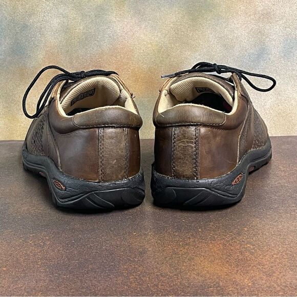 KEEN Classic Brown Leather Hiking Shoes Men\'s Size 10M main image 14
